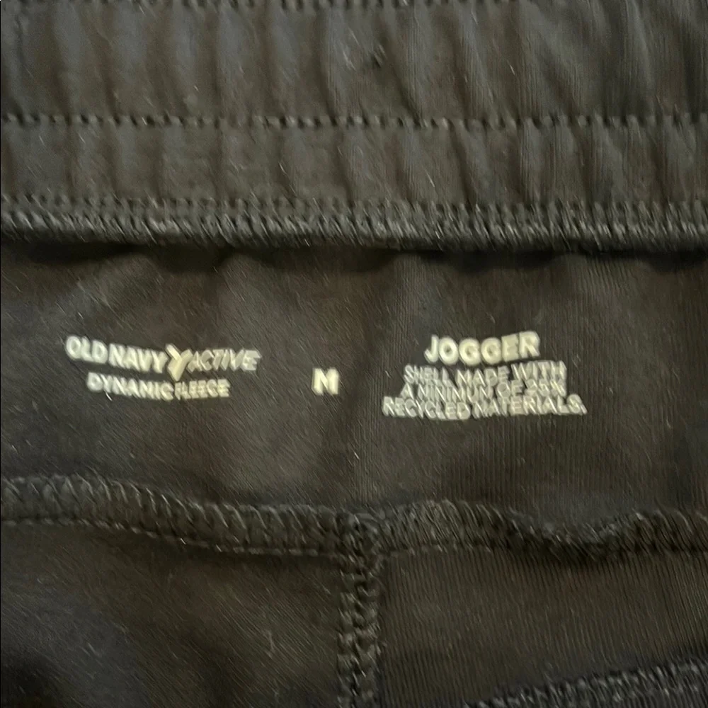 New Men’s Old Navy Black Fleece Joggers Medium